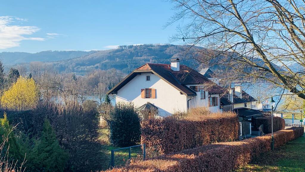 Einfamilienhaus zum Kauf 1.990.000 € 4 Zimmer 230 m² 368 m² Grundstück frei ab sofort Seewalchen am Attersee 4863