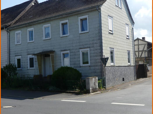 Mehrfamilienhaus zum Kauf 198.000 € 7 Zimmer 217 m² 582 m² Grundstück Steinau Steinau an der Straße 36396
