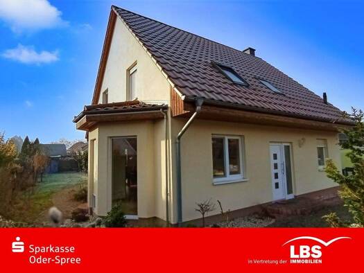 Einfamilienhaus zum Kauf 325.000 € 4 Zimmer 134 m² 712 m² Grundstück frei ab 01.02.2026 Müllrose 15299