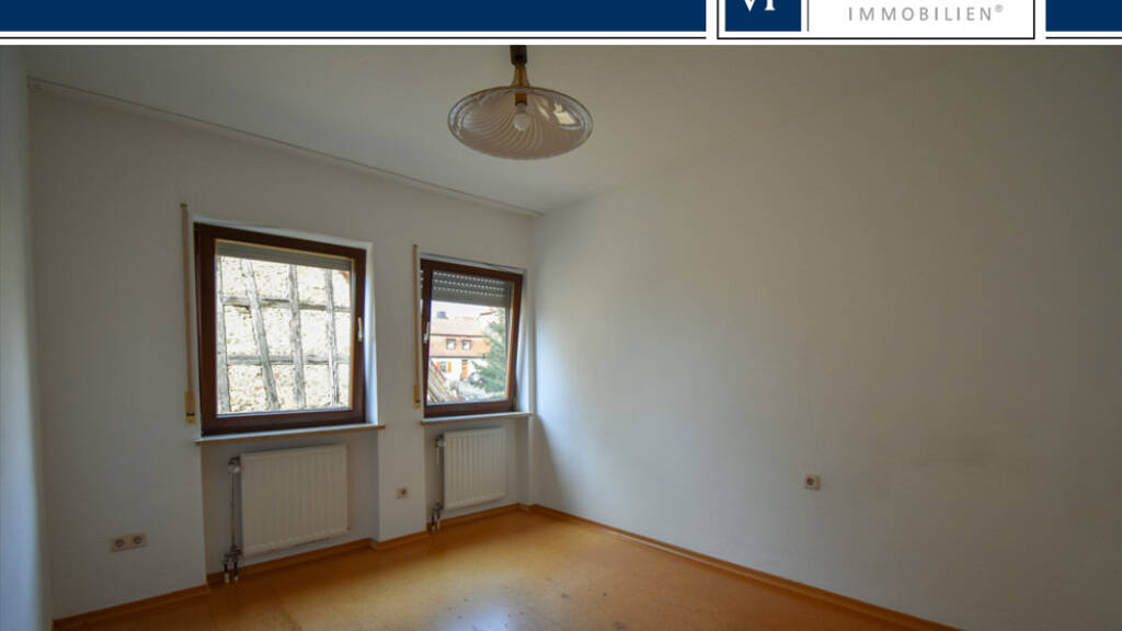 Wohnung zum Kauf 224.500 € 4 Zimmer 124 m² 1. Geschoss Repperndorf Kitzingen / Repperndorf 97318