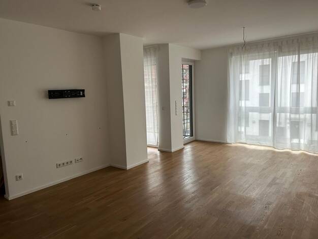 Wohnung zur Miete 1.175 € 2 Zimmer 59 m² Geschoss 1/4 frei ab sofort Offenbach am Main 63073