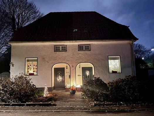 Haus zum Kauf 420.000 € 7 Zimmer 152 m² 611 m² Grundstück frei ab sofort Hassel Gelsenkirchen 45896