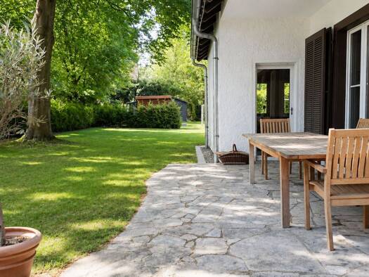 Einfamilienhaus zum Kauf 1.800.000 € 9 Zimmer 324 m² 1.200 m² Grundstück Machaweg 12 Kleinmachnow 14532