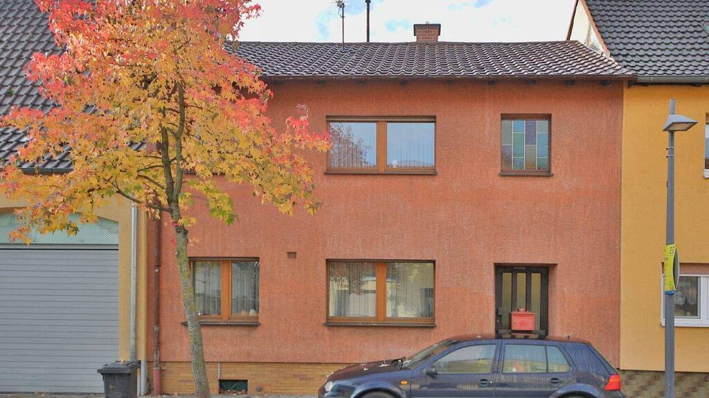 Reihenmittelhaus zum Kauf 295.000 € 4 Zimmer 141 m² 371 m² Grundstück Kirrlach Waghäusel / Kirrlach 68753