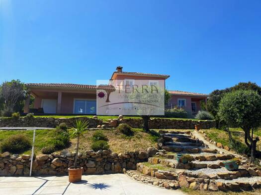 Villa zum Kauf 1.200.000 € 8 Zimmer 221 m² 3.058 m² Grundstück Strada di a Funtana 378 Ventiseri 20240