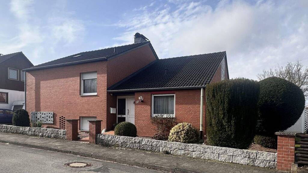 Einfamilienhaus zum Kauf 240.000 € 5 Zimmer 130 m² 639 m² Grundstück Sibbesse 31079