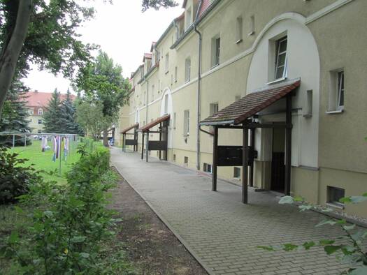 Wohnung zur Miete 240 € 1,5 Zimmer 40,3 m² frei ab sofort Bahnhofsvorstadt Zwickau 08056