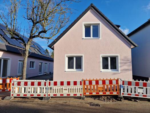 Doppelhaushälfte zur Miete 1.650 € 3 Zimmer 92 m² frei ab 01.03.2026 Neureuter Hauptstraße 312 Neureut Karlsruhe 76149