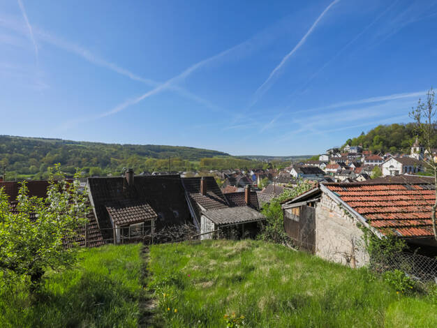 Mehrfamilienhaus zum Kauf 249.000 € 6 Zimmer 160 m² 681 m² Grundstück Enzberg Mühlacker 75417