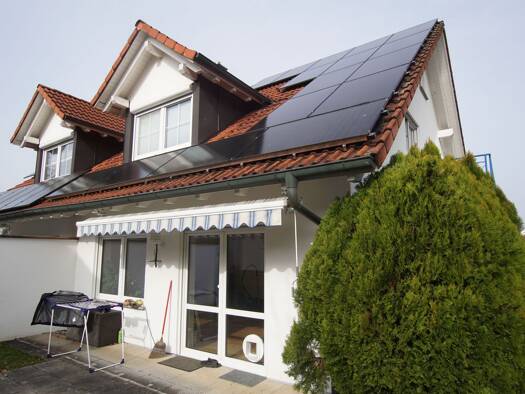 Doppelhaushälfte zur Miete 1.500 € 6 Zimmer 130 m² 150 m² Grundstück frei ab 01.04.2026 Friedingen Singen (Hohentwiel) 78224