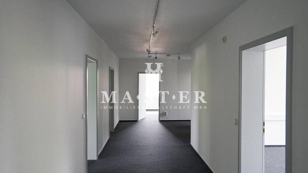 Bürofläche zur Miete 9 € 300 m² Bürofläche teilbar ab 200 m² Nieder-Eschbach Frankfurt am Main 60437