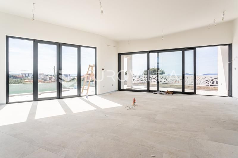 Haus zum Kauf 600.000 € 3 Zimmer 260 m²<br/>Wohnfläche Vodice center 22000