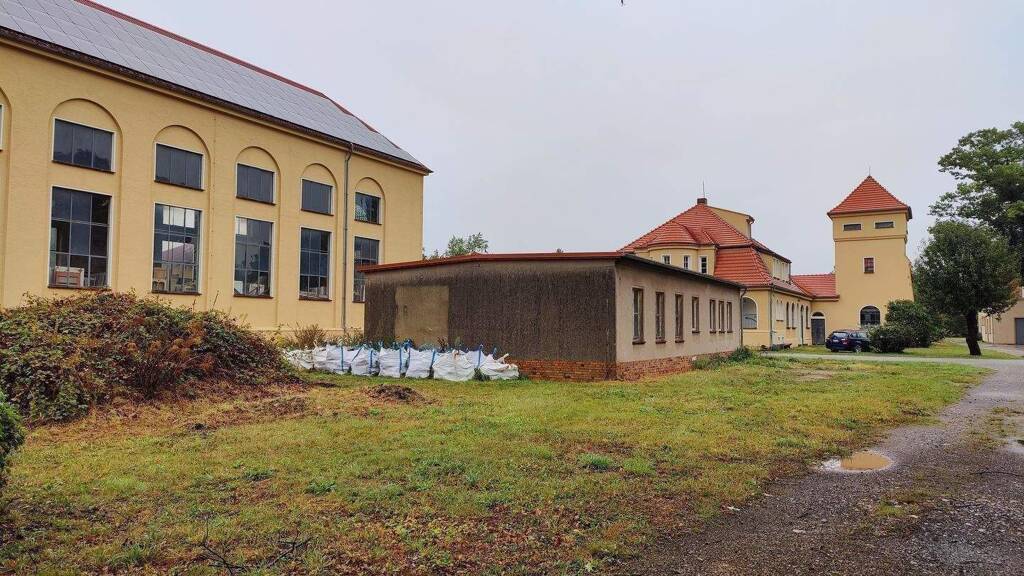 Gewerbepark zur Miete provisionsfrei 30 € 65.000 m² Grundstück Kleinkoschener Straße 24 Senftenberg 01968