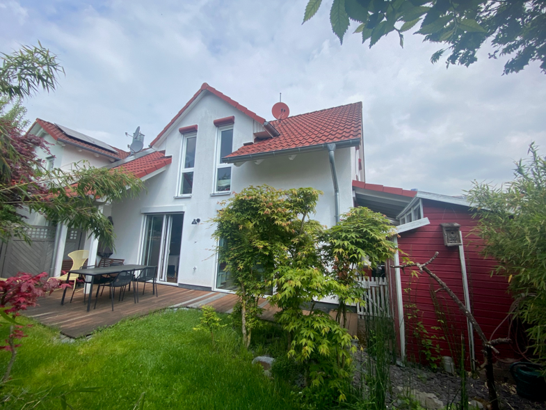 Doppelhaushälfte zum Kauf 739.000 € 5,5 Zimmer 125 m² 218 m² Grundstück frei ab 01.10.2025 Gärtringen Gärtringen 71116