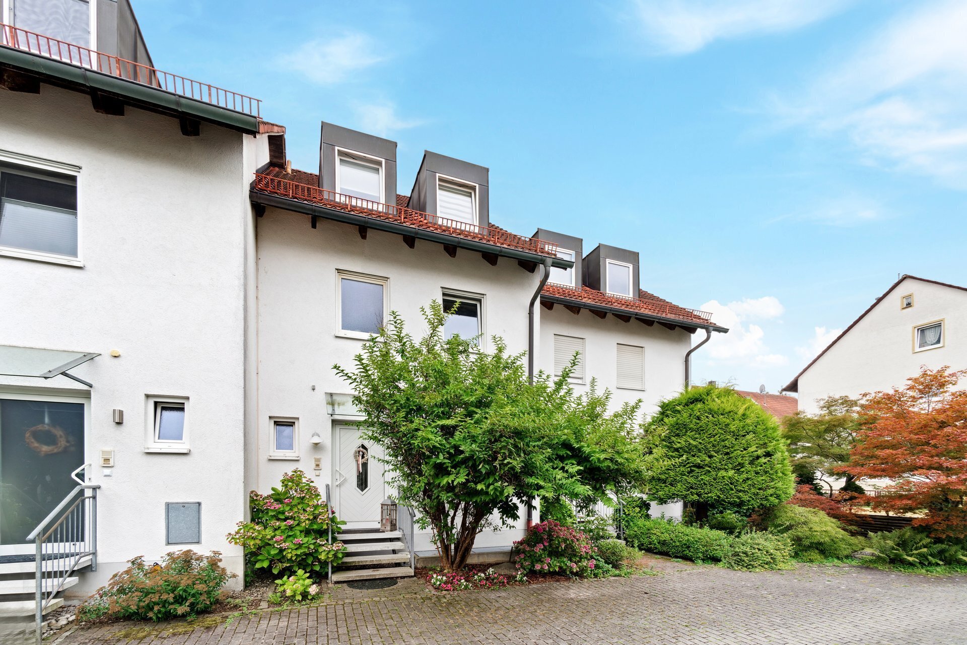 Reihenmittelhaus zum Kauf 775.000 € 5 Zimmer 126,6 m²<br/>Wohnfläche 107 m²<br/>Grundstück Lerchenfeld Freising 85356