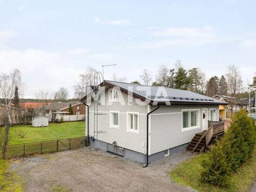 Einfamilienhaus zum Kauf 198.000 € 3 Zimmer 96 m² 744 m² Grundstück Peukaloisenkuja 6 Naantali 21100