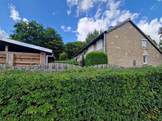 Haus zum Kauf 365.000 € 4 Zimmer 80 m² 217 m² Grundstück Eidelstedt Hamburg 22523