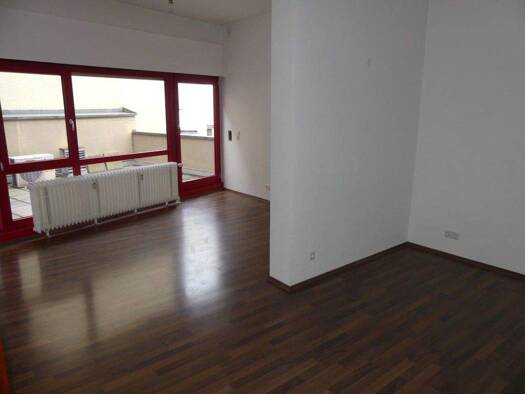 Wohnung zur Miete 1.290 € 3,5 Zimmer 98 m² Stadtmitte Esslingen 73728