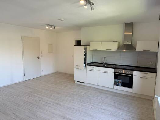 Wohnung zur Miete 380 € 1 Zimmer 32 m² Geschoss 1/1 frei ab sofort Heroldsbach 91336