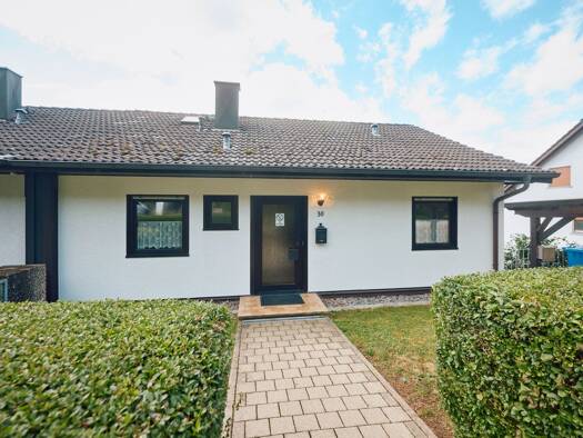 Doppelhaushälfte zum Kauf 278.500 € 5 Zimmer 127 m² 465 m² Grundstück Trichtingen Epfendorf 78736