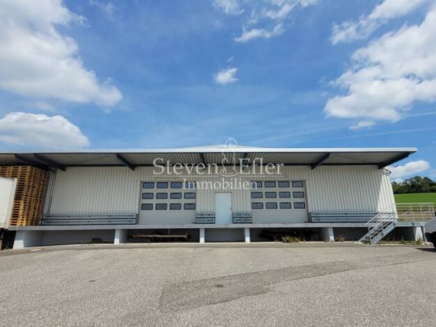 Lagerhalle zur Miete 4,95 € 2.346 m² Lagerfläche teilbar ab 405 m² Trautskirchen Trautskirchen 90619