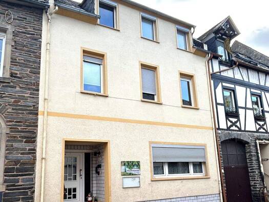 Mehrfamilienhaus zum Kauf 249.000 € 10 Zimmer 171 m² 101 m² Grundstück Enkirch Enkrich 56850