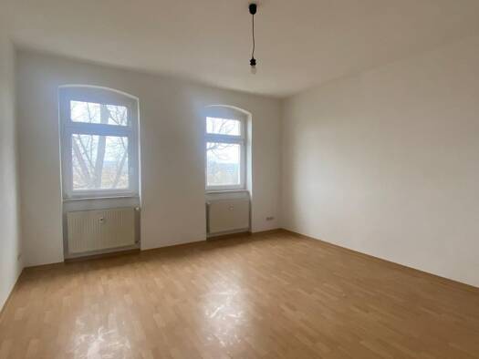 Wohnung zur Miete 285 € 1 Zimmer 39,7 m² frei ab sofort Zeitz 06712