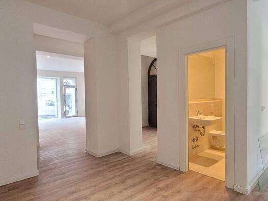 Verkaufsfläche zur Miete provisionsfrei 3.244 € 3 Zimmer 128 m² Verkaufsfläche Friedrichshain Berlin 10247