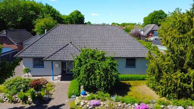 Bungalow zum Kauf 398.000 € 7 Zimmer 129 m² 854 m² Grundstück Weddingstedt Weddingstedt 25795