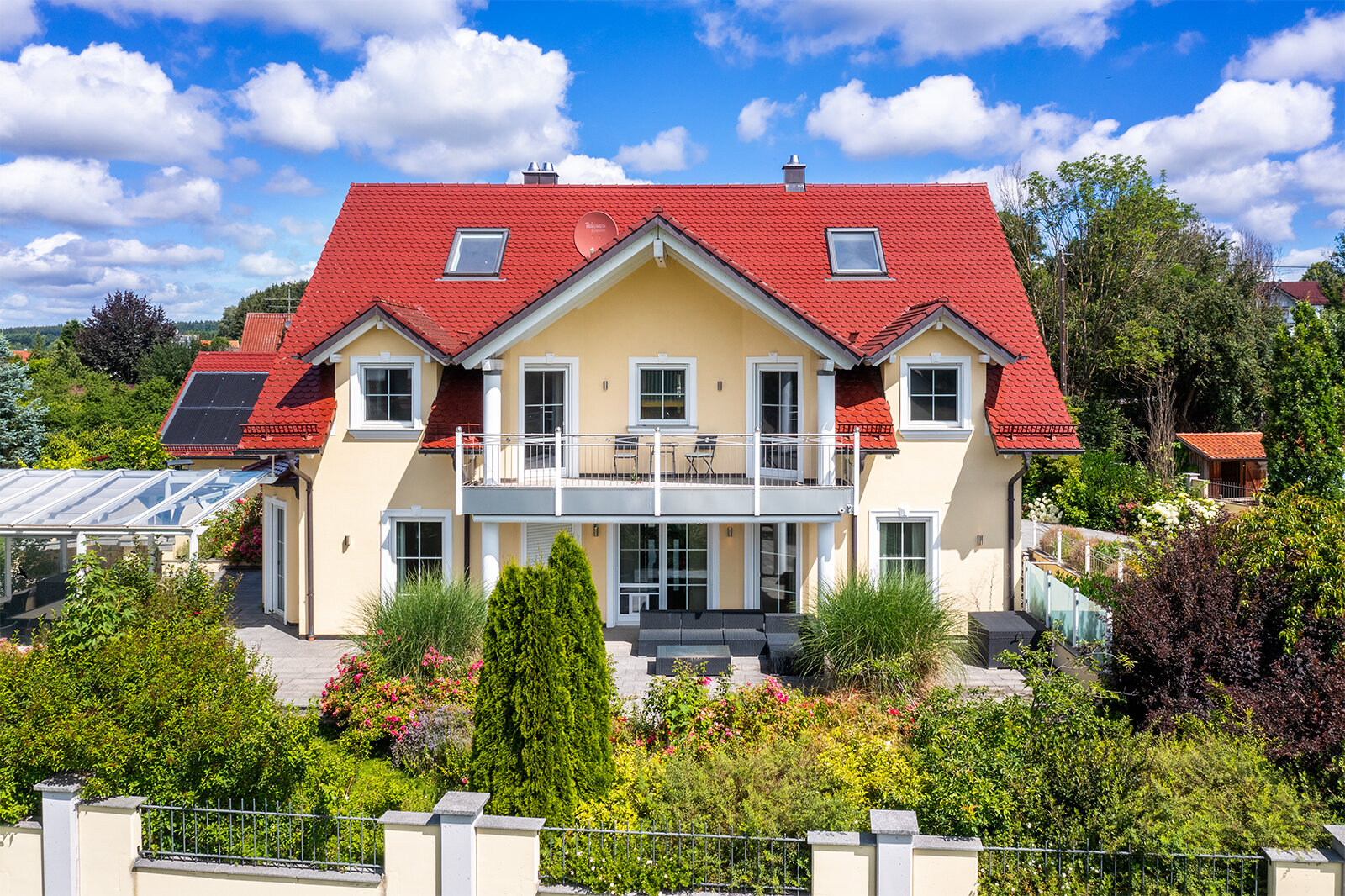 Villa zum Kauf 1.672.000 € 8 Zimmer 389,2 m²<br/>Wohnfläche 2.248 m²<br/>Grundstück ab sofort<br/>Verfügbarkeit Zaisertshofen Tussenhausen 86874