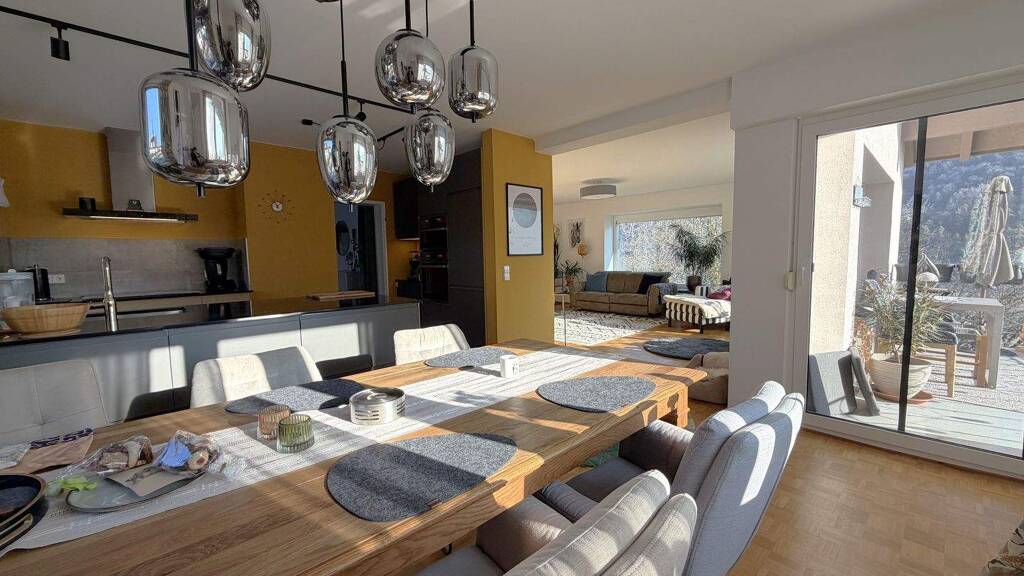 Maisonette zur Miete 2.000 € 6,5 Zimmer 186,8 m² 1. Geschoss frei ab 01.03.2026 Blaubeuren 89143