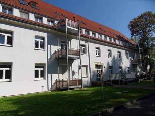Wohnung zur Miete 610 € 3 Zimmer 86,7 m² 3. Geschoss frei ab 01.01.2027 Zeppelinstraße 11 Merseburg Merseburg 06217