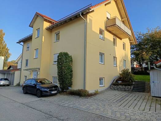 Wohnung zur Miete 650 € 2 Zimmer 68 m² Geschoss 2/3 frei ab 01.01.2027 Neumarkt-Sankt Veit Neumarkt-Sankt Veit 84494