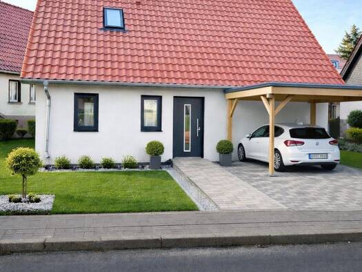 Einfamilienhaus zur Miete 1.500 € 9 Zimmer 116 m² frei ab 01.08.2026 Ballenstedt 06493