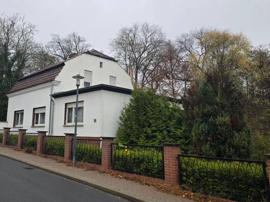 Einfamilienhaus zum Kauf als Kapitalanlage geeignet 650.000 € 7 Zimmer 350 m² 1.178 m² Grundstück Ferch Schwielowsee 14548