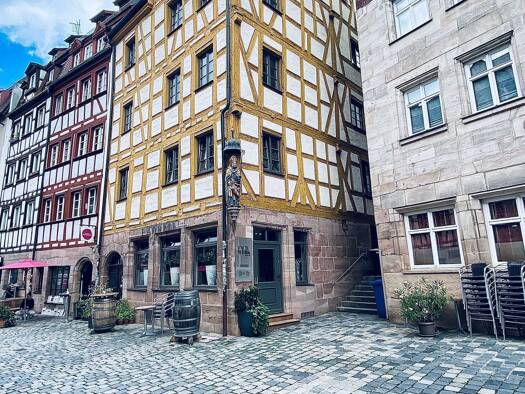 Maisonette zur Miete 1.000 € 1 Zimmer 84 m² Dachgeschoss, 4. Geschoss frei ab sofort Weißgerbergasse 26 Sebald Nürnberg 90403
