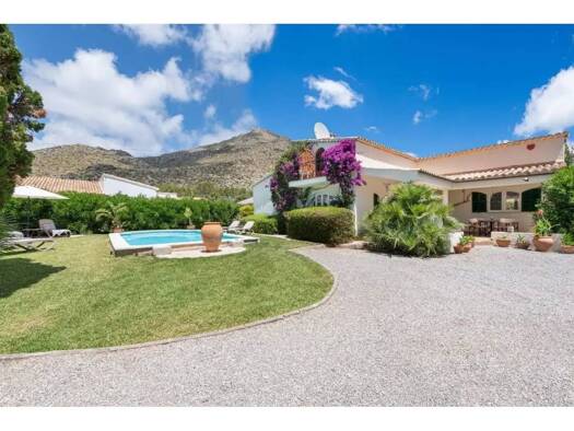 Chalet zum Kauf 1.150.000 € 4 Zimmer 276 m² 746 m² Grundstück Camí Boquer 3 Pollença 07470