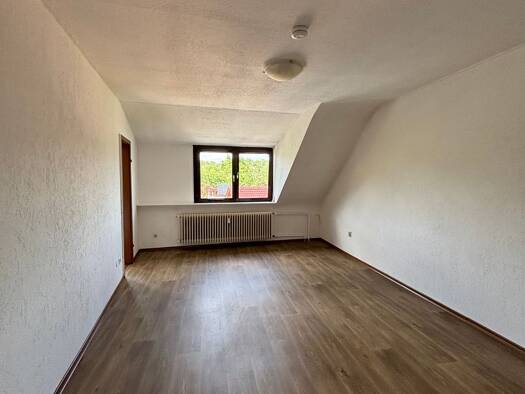 Wohnung zur Miete 440 € 3 Zimmer 58 m² 3. Geschoss frei ab 01.11.2026 Luisenthaler Straße 114 Burbach Saarbrücken 66115