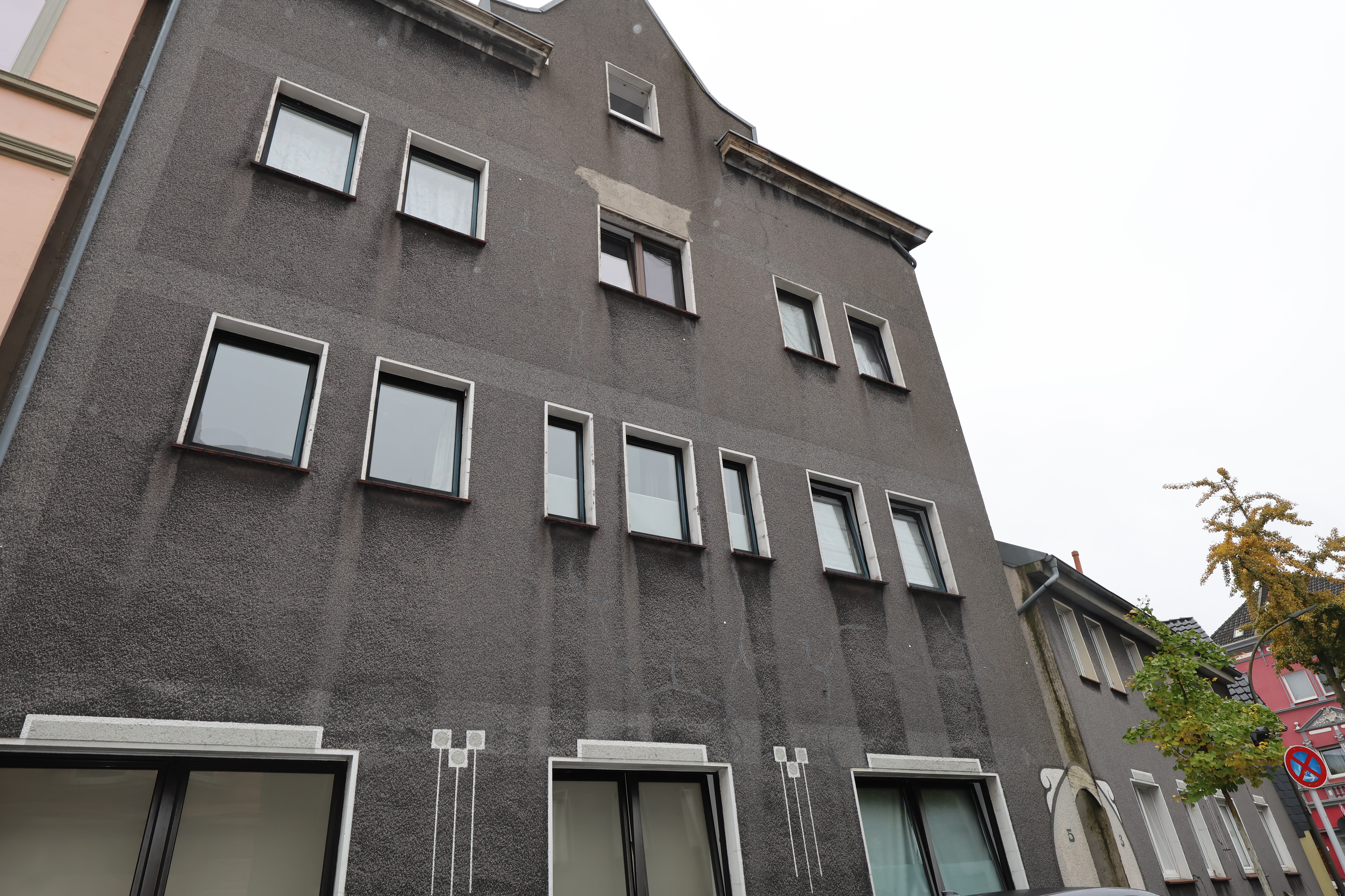 Mehrfamilienhaus zum Kauf 670.000 € 20 Zimmer 617 m²<br/>Wohnfläche 850 m²<br/>Grundstück Mengede-Mitte Dortmund 44359