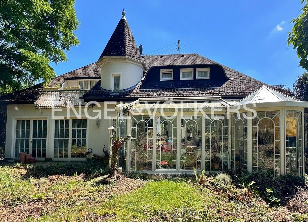 Einfamilienhaus zum Kauf 498.000 € 8 Zimmer 268 m²<br/>Wohnfläche 1.144 m²<br/>Grundstück Dauernheim Ranstadt - Dauernheim 63691