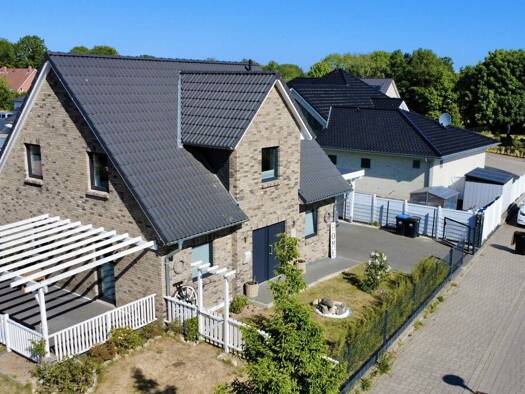 Einfamilienhaus zum Kauf 449.000 € 5 Zimmer 124,1 m² 592 m² Grundstück Rickling 24635