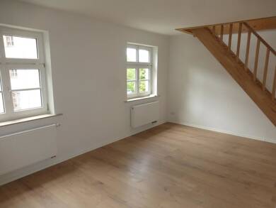 Maisonette zur Miete 830 € 5 Zimmer 122 m² 1. Geschoss Gerhart-Hauptmann-Weg 3 Glauchau Glauchau 08371