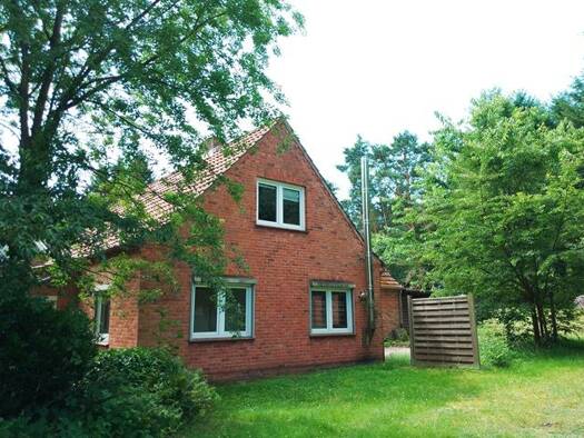 Haus zum Kauf 185.000 € 4 Zimmer 100 m² 1.250 m² Grundstück Bademühlen Zeven 27404