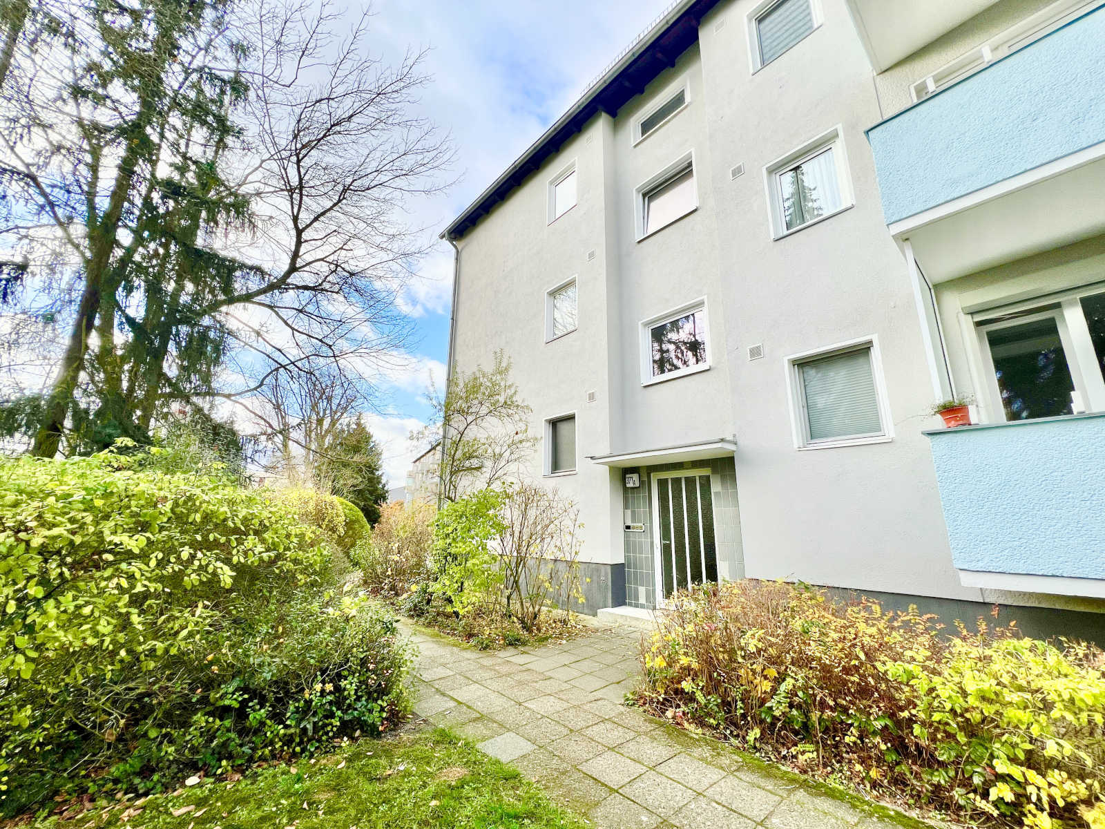 Wohnung zum Kauf 170.000 € 2 Zimmer 63 m²<br/>Wohnfläche 1.<br/>Geschoss Wilhelmstadt Berlin 13593