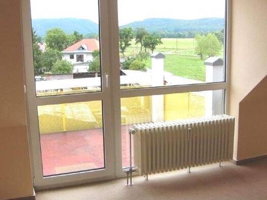 Wohnung zur Miete 310 € 1,5 Zimmer 41 m² Straße der Freundschaft 26 Ohrdruf 99885