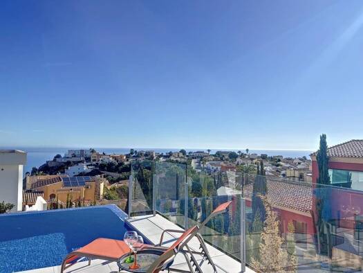 Chalet zum Kauf 1.295.000 € 4 Zimmer 303 m² 803 m² Grundstück Calle Lirios 24 el Poble Nou de Benitatxell / Benitachell 03726