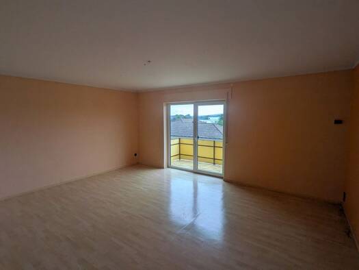 Wohnung zur Miete 750 € 3 Zimmer 82 m² Geschoss 1/3 frei ab sofort Reinheim 64354