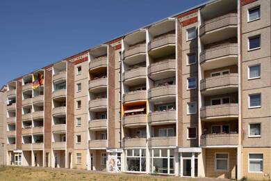 Wohnung zur Miete 297 € 3 Zimmer 70,1 m² 6. Geschoss Reitbahnweg 15 Reitbahnviertel Neubrandenburg 17034
