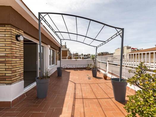Wohnung zum Kauf 1.090.000 € 106 m² Barcelona 08012