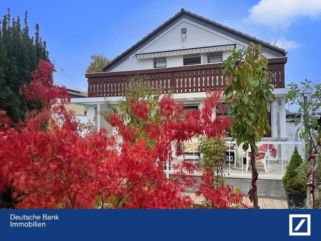 Einfamilienhaus zum Kauf 649.000 € 7,5 Zimmer 192,9 m²<br/>Wohnfläche 450 m²<br/>Grundstück ab sofort<br/>Verfügbarkeit Gartenstadt Mannheim 68305